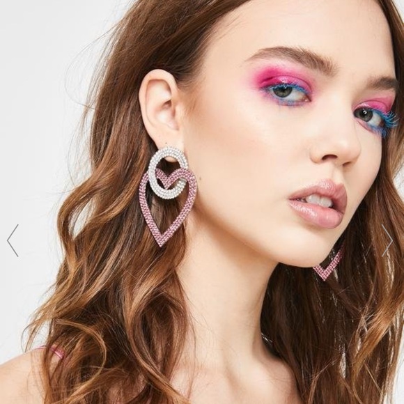 STUNNA SWEETHEART RHINESTONE EARRINGS (NEW) - Picture 3 of 4